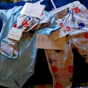 5 pic boys outfit. Brand new with tag